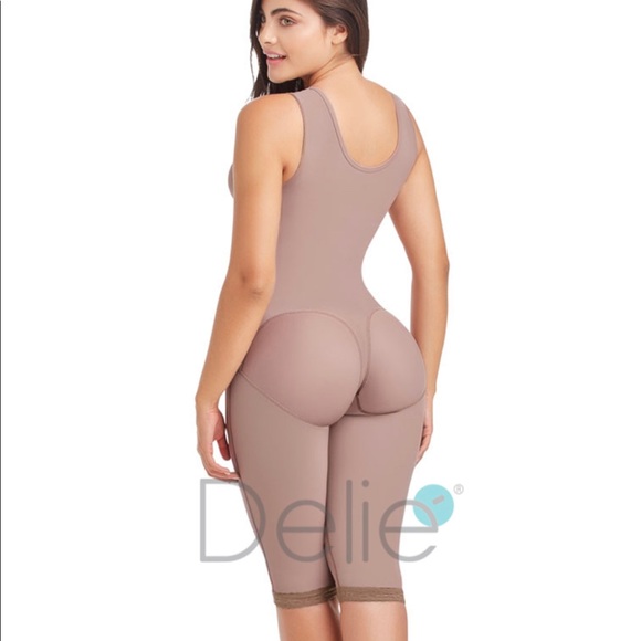 Lipo 360 BBL Compression Garments, Post Partum and Post Surgery Girdle, Faja - Picture 2 of 8